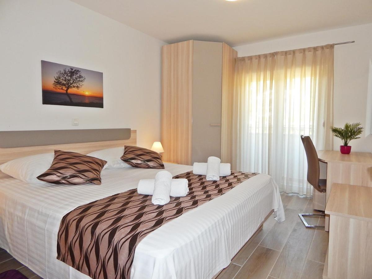Ab Villa Podstrana Luaran gambar
