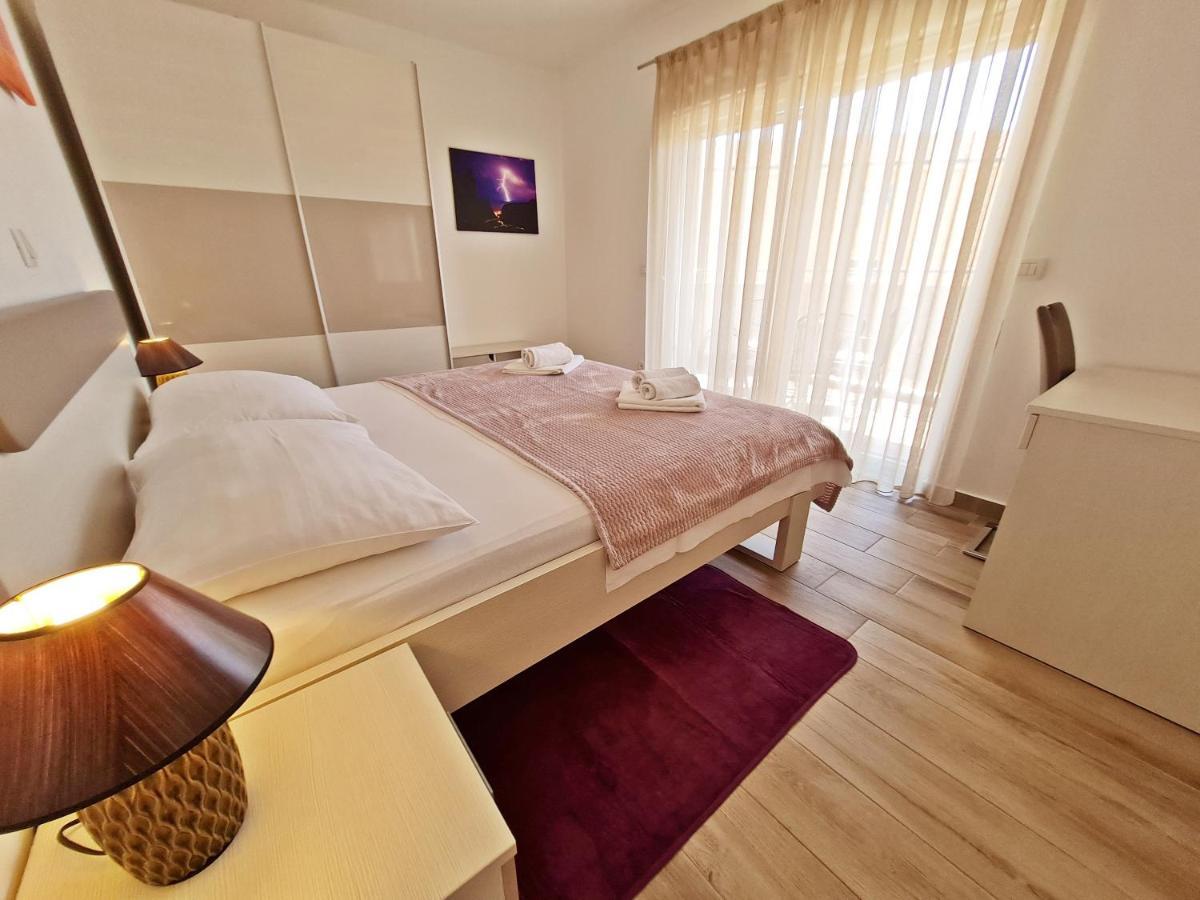 Ab Villa Podstrana Luaran gambar
