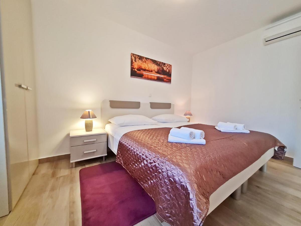 Ab Villa Podstrana Luaran gambar