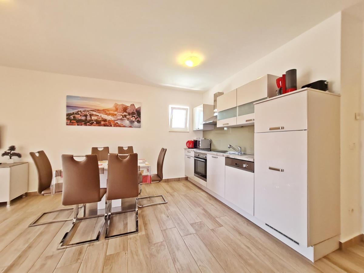 Ab Villa Podstrana Luaran gambar