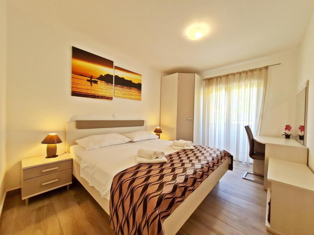 Ab Villa Podstrana Luaran gambar