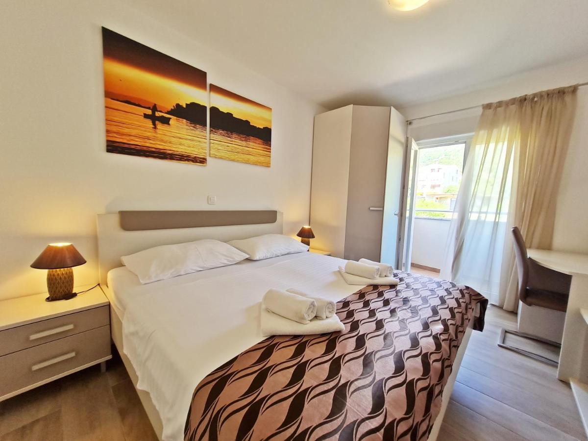Ab Villa Podstrana Luaran gambar