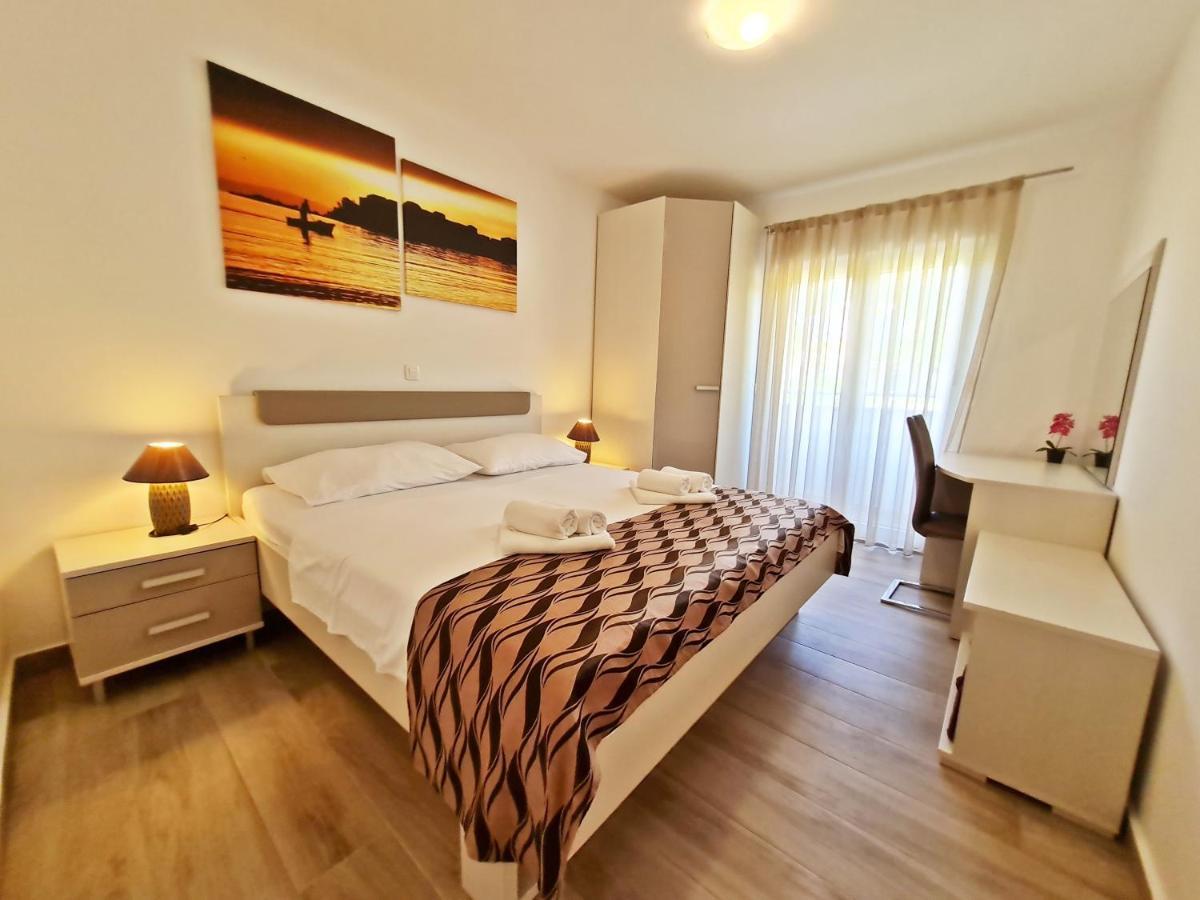 Ab Villa Podstrana Luaran gambar
