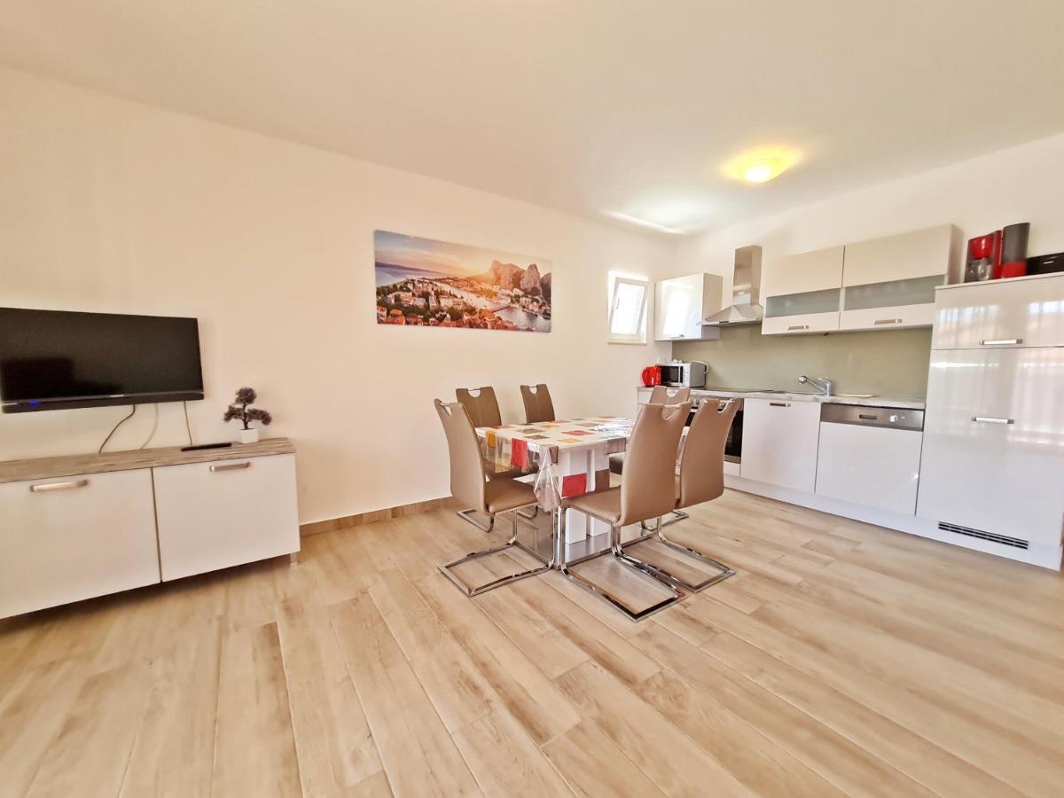 Ab Villa Podstrana Luaran gambar