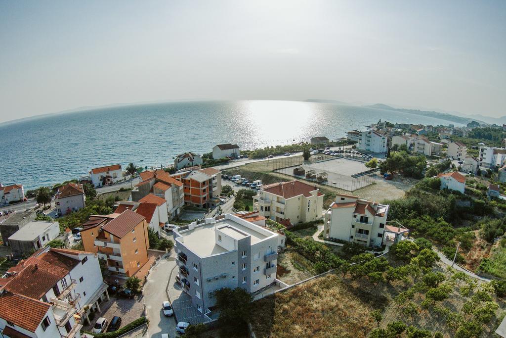 Ab Villa Podstrana Luaran gambar